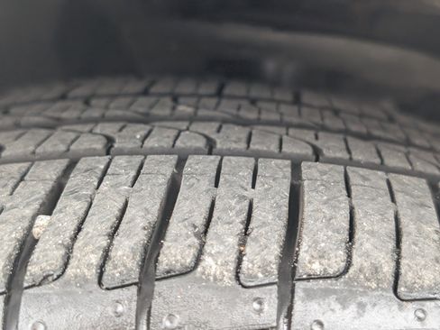 Used 2025 BMW 330i Sedan w/ M Sport Package image 27