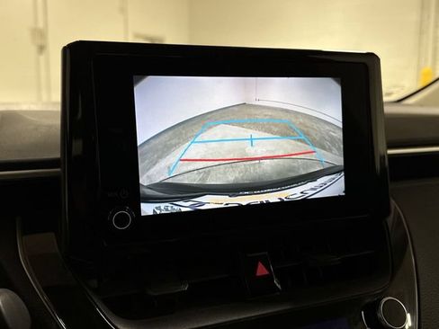 Used 2023 Toyota Corolla LE FWD image 15