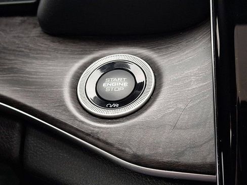 Certified 2023 Jeep Grand Cherokee L Overland w/ Rear Seat Video Group I image 29