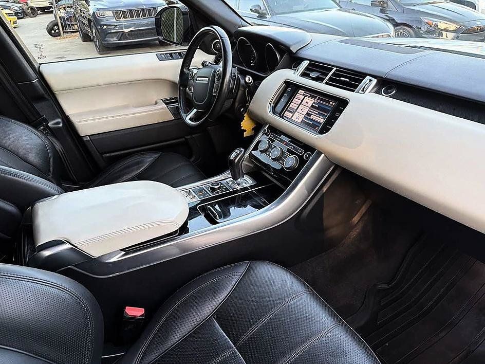 Used 2014 Land Rover Range Rover Sport Supercharged AWD/4WD image 11