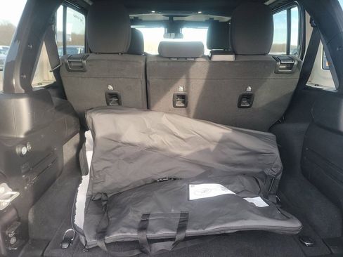 Used 2025 Jeep Wrangler Unlimited Rubicon 4xe w/ Safety Group image 8