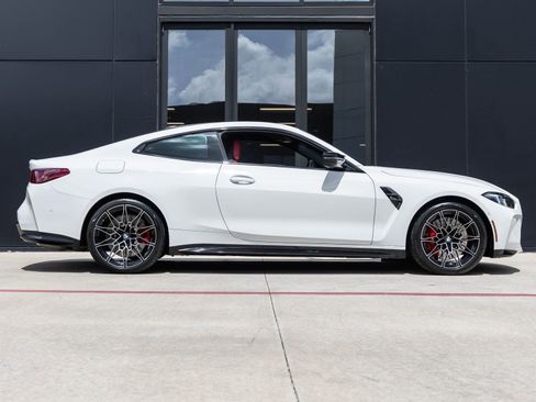 Used 2026 BMW M4 Competition w/ Executive Package RWD image 10