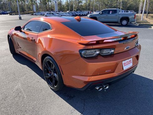 Used 2022 Chevrolet Camaro SS image 3