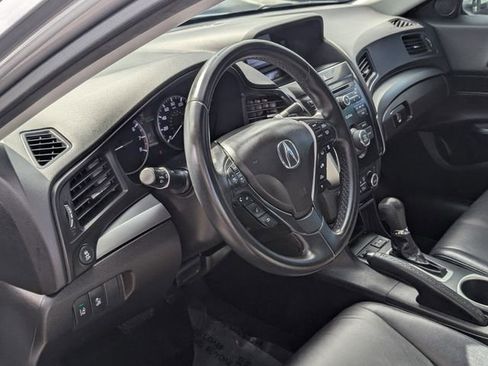 Used 2017 Acura ILX FWD image 12