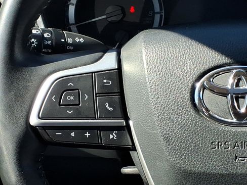 Used 2023 Toyota Highlander XLE w/ Protection Package #3 (TMS) image 13