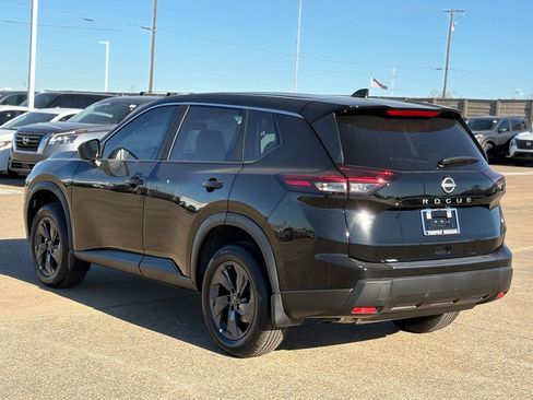 New 2026 Nissan Rogue SV w/ Cold Weather Package image 5