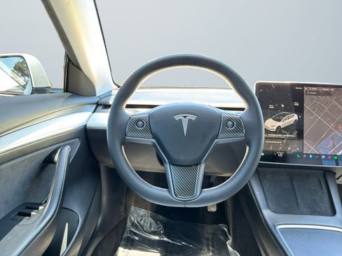 Used 2021 Tesla Model 3 Standard Range Plus RWD image 11
