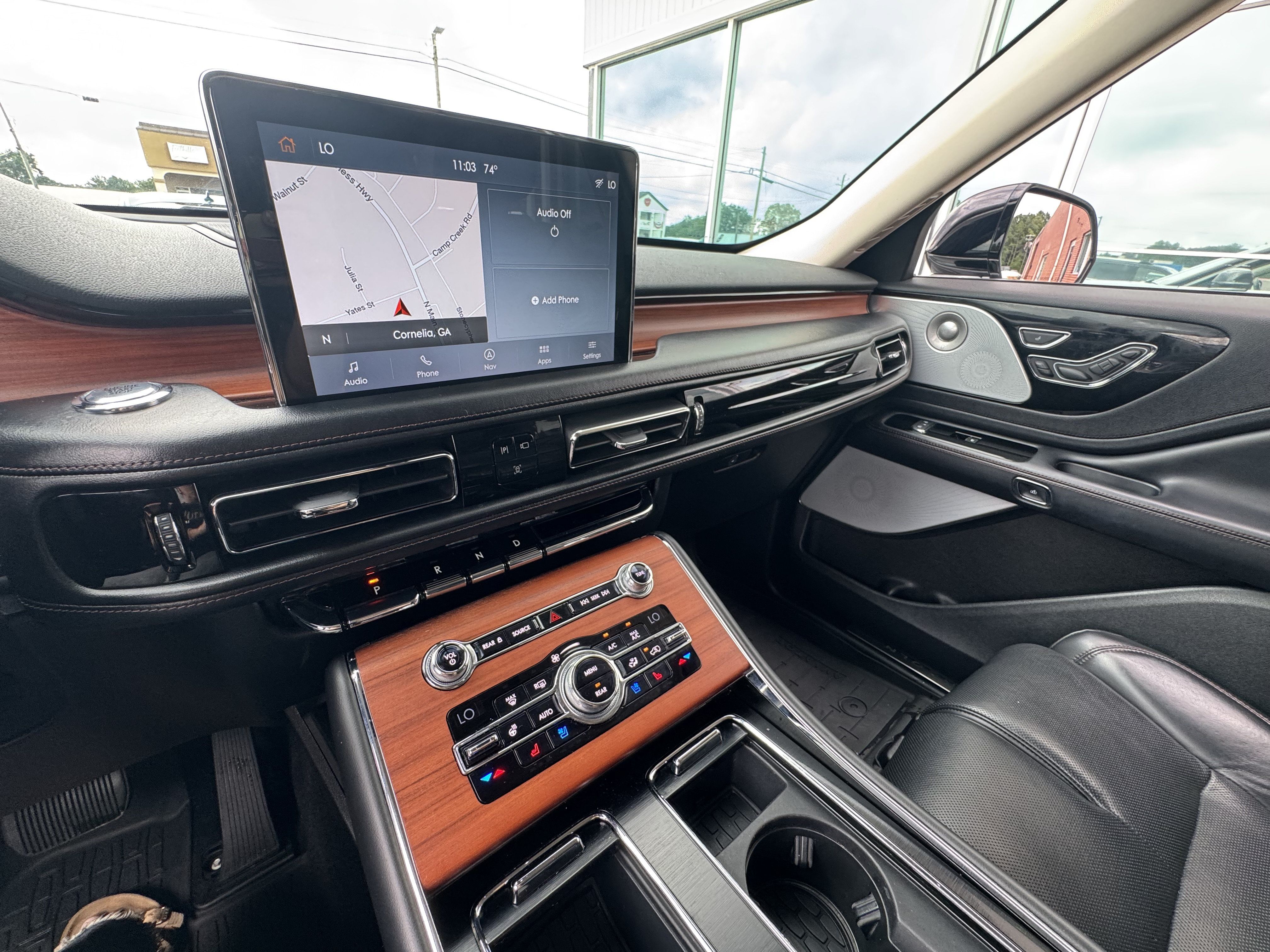 Used 2020 Lincoln Aviator Reserve w/ Equipment Group 202A AWD/4WD image 16