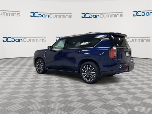 Used 2025 Nissan Armada Platinum Reserve image 6