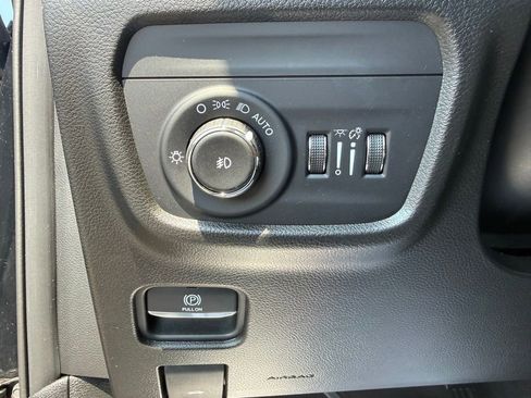 Certified 2023 Jeep Grand Cherokee Summit w/ Adv Protech Group IV AWD/4WD image 26