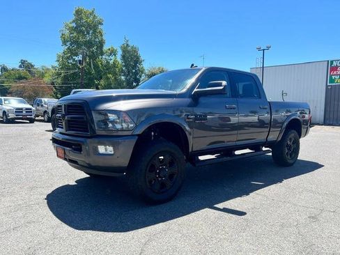Used 2017 RAM 2500 Big Horn w/ Night Special Edition AWD/4WD image 3