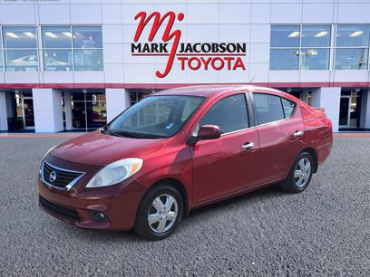 Used 2014 Nissan Versa SV