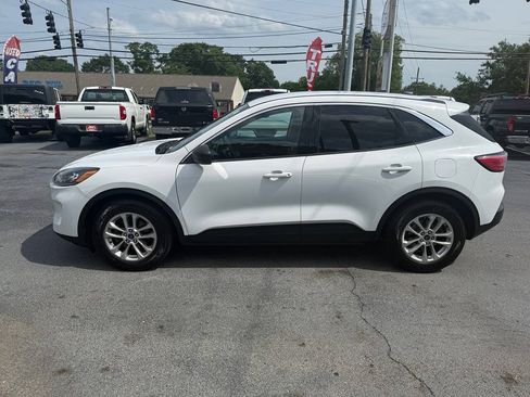 Used 2022 Ford Escape SE FWD image 7