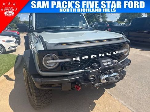 Used 2022 Ford Bronco Wildtrak AWD/4WD image 2