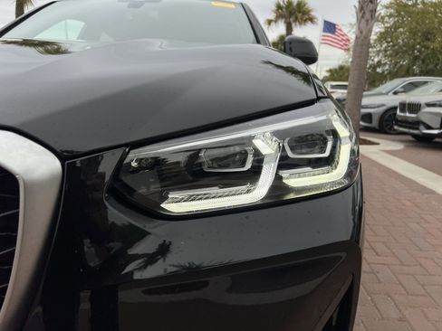 Certified 2025 BMW X4 xDrive30i image 6