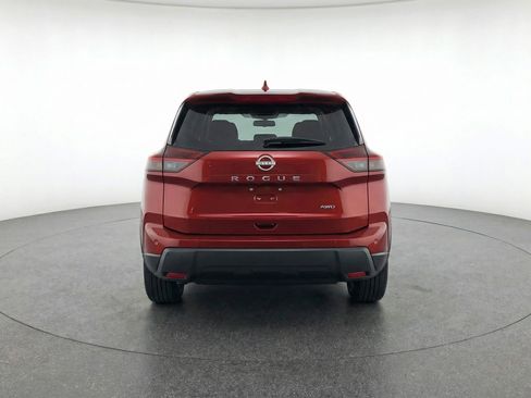 Used 2025 Nissan Rogue SV image 7