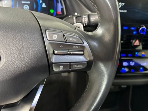 Used 2021 Hyundai Ioniq Limited image 16