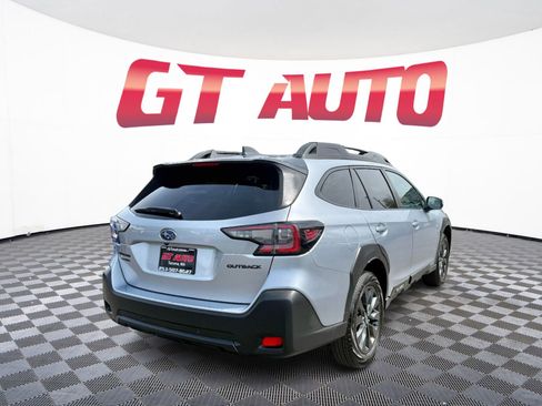 Used 2024 Subaru Outback Onyx Edition AWD/4WD image 4