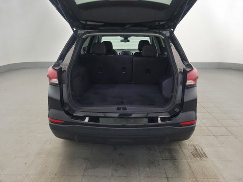 Used 2023 Chevrolet Equinox LS w/ LS Convenience Package AWD/4WD image 29