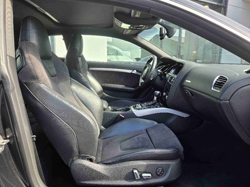 Used 2013 Audi RS 5 Coupe w/ Audi MMI Navigation Plus Pkg image 13