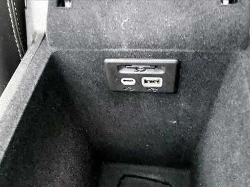 Certified 2023 Cadillac XT6 Sport w/ Technology Package image 16