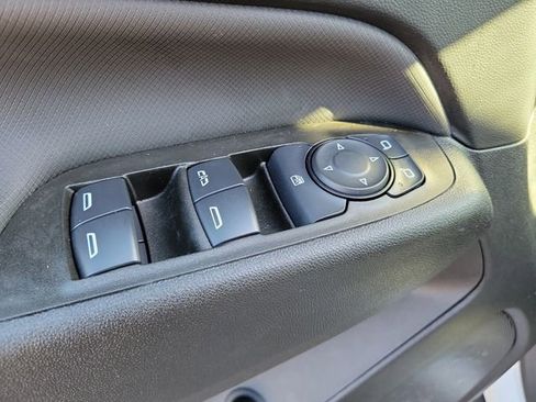 Certified 2024 Chevrolet Equinox RS FWD image 21
