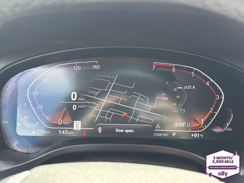 Used 2025 BMW X4 xDrive30i AWD/4WD image 18