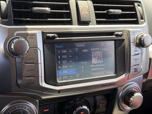 Used 2019 Toyota 4Runner SR5 AWD/4WD image 7
