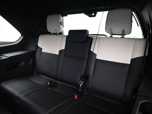 Certified 2024 Toyota Sequoia Capstone image 19