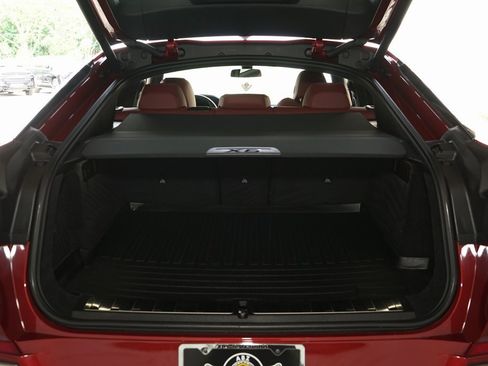 Used 2021 BMW X6 xDrive40i w/ Convenience Package image 29