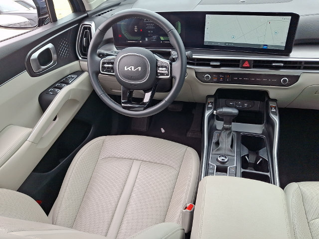 Used 2024 Kia Sorento S w/ Panoramic Sunroof Package FWD image 14