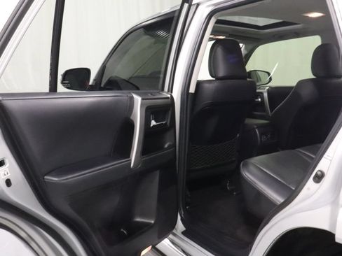 Used 2021 Toyota 4Runner Limited AWD/4WD image 12