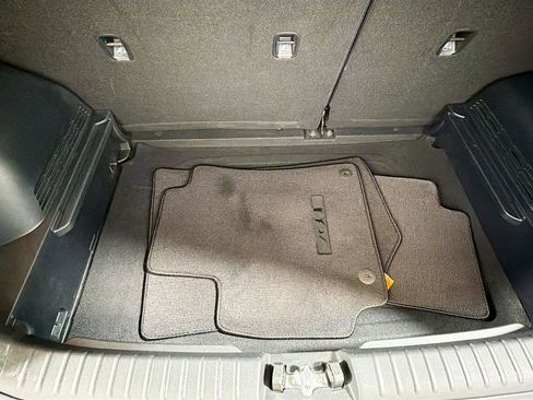 Used 2023 Kia Soul LX w/ LX Technology Package FWD image 25