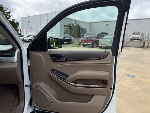 Used 2016 GMC Yukon SLT RWD image 16