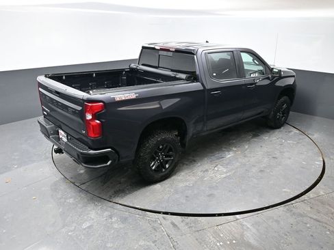 Used 2024 Chevrolet Silverado 1500 LT Trail Boss w/ Convenience Package II image 43