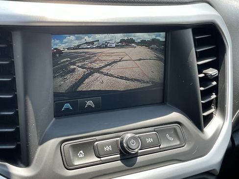 Used 2019 GMC Acadia SLE w/ LPO, Floor Liner Package AWD/4WD image 33