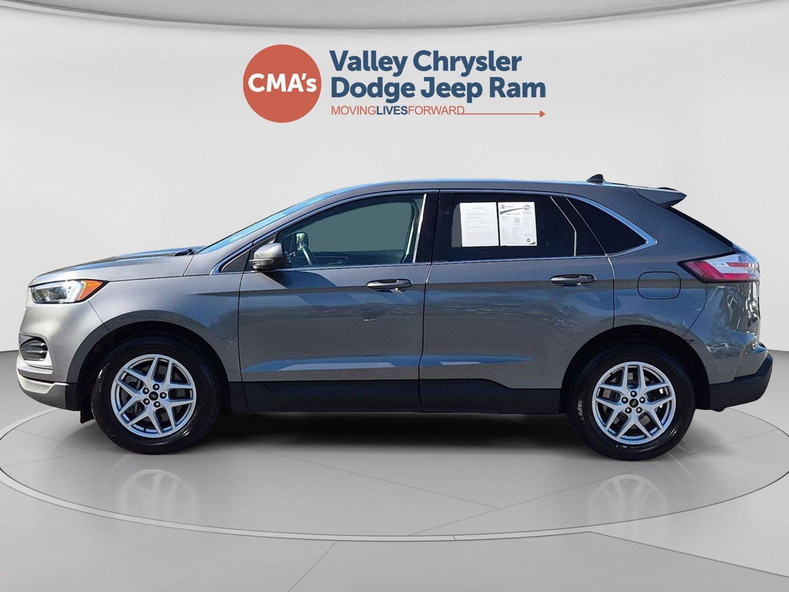 Used 2024 Ford Edge SEL AWD/4WD image 2