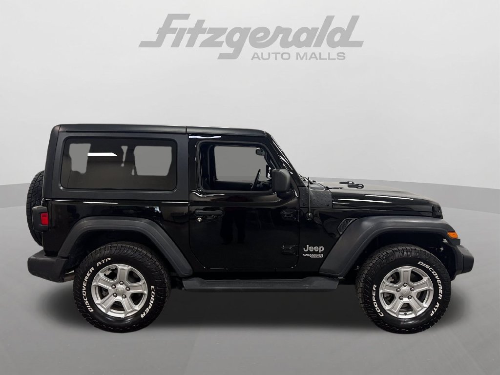 Used 2018 Jeep Wrangler Sport AWD/4WD image 7