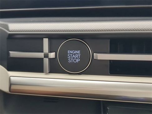 New 2025 Hyundai Santa Fe SEL image 27