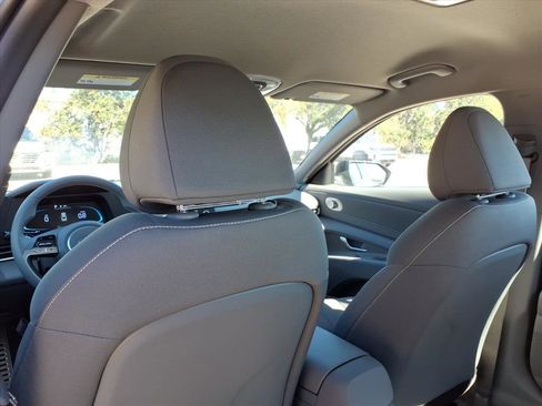 New 2026 Hyundai Elantra Sport image 15