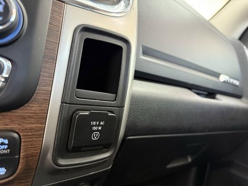 Used 2018 RAM 2500 Laramie image 36