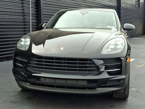 Certified 2021 Porsche Macan AWD/4WD image 10