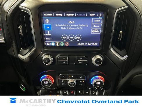 Used 2021 GMC Sierra 1500 AT4 w/ AT4 Premium Package AWD/4WD image 23
