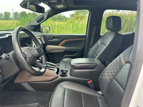 Used 2023 GMC Canyon Denali AWD/4WD image 8