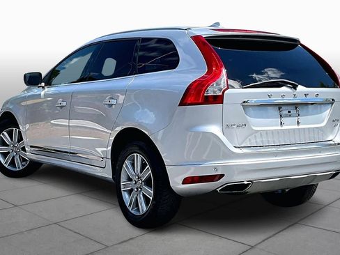 Used 2016 Volvo XC60 T6 Platinum w/ Protection Package image 12