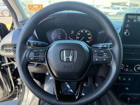 Used 2026 Honda HR-V LX image 16