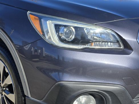 Used 2015 Subaru Outback 2.5i Limited image 8