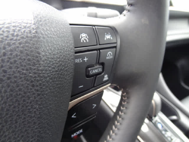 Certified 2026 Toyota Crown AWD/4WD image 17