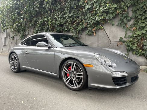 Used 2012 Porsche 911 Carrera S image 4