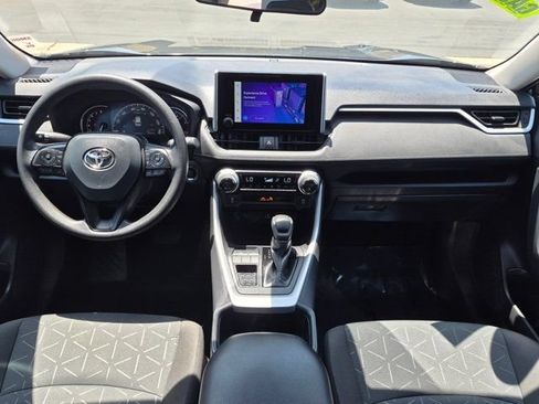 Used 2025 Toyota RAV4 XLE FWD image 15